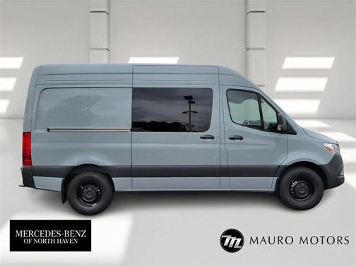 2025 Mercedes-Benz Sprinter 2500 Standard Roof