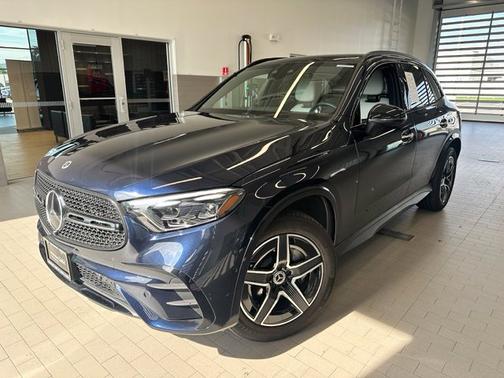 Nautical Blue Metallic 2024 Mercedes-Benz GLC 300