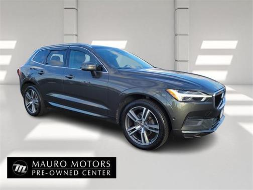 2018 Volvo XC60 T5 Momentum