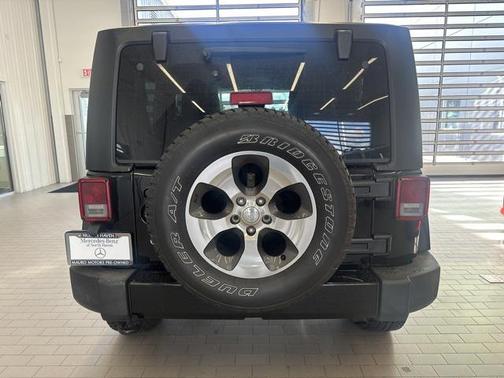 2017 Jeep Wrangler Sahara