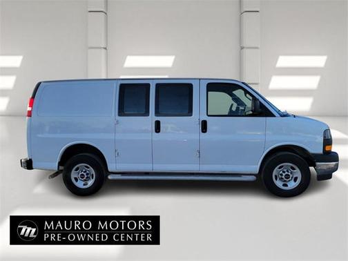 2022 GMC Savana 2500 Work Van