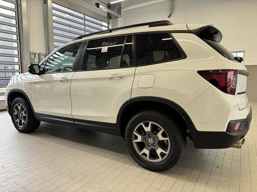 2022 Honda Passport AWD TrailSport