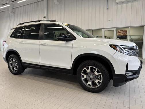 2022 Honda Passport AWD TrailSport