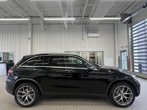 2022 Mercedes-Benz GLC 300 4MATIC