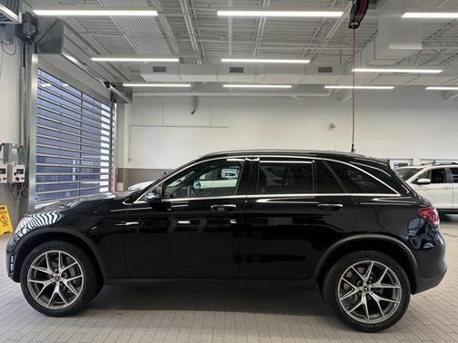 2022 Mercedes-Benz GLC 300 4MATIC