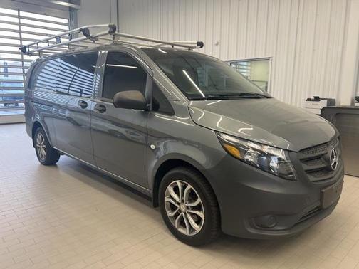 2021 Mercedes-Benz Metris Base