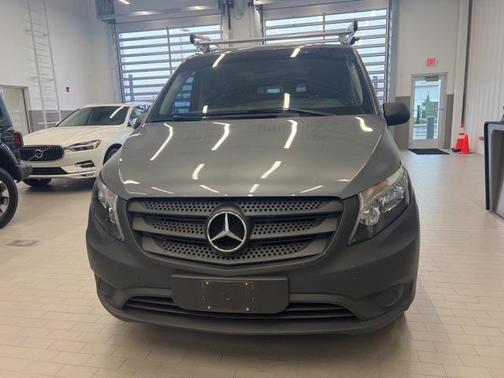2021 Mercedes-Benz Metris Base