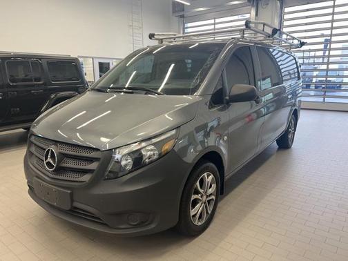 2021 Mercedes-Benz Metris Base