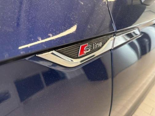 Navarra Blue Metallic 2024 Audi A5 Sportback 45 S line quattro Premium
