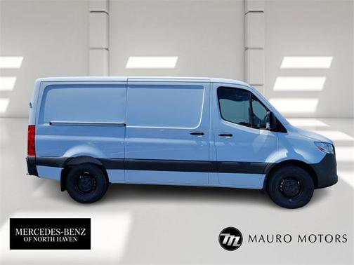 2025 Mercedes-Benz Sprinter 2500 Standard Roof