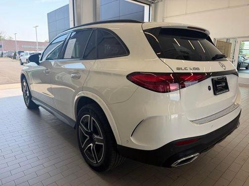 White 2023 Mercedes-Benz GLC 300 Base 4MATIC