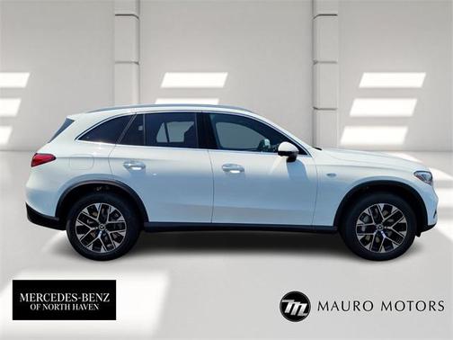 2025 Mercedes-Benz GLC 350e Base