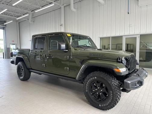2022 Jeep Gladiator Sport