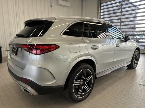 2023 Mercedes-Benz GLC 300 4MATIC