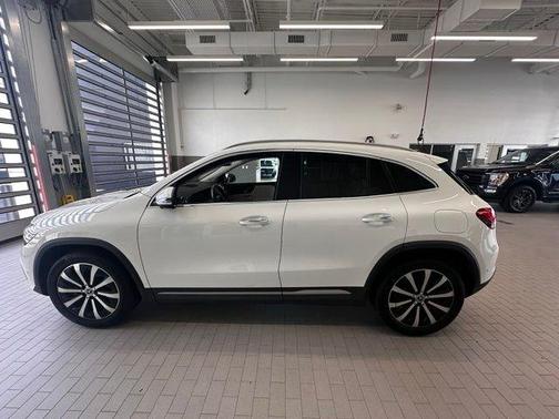 White 2021 Mercedes-Benz GLA 250 Base