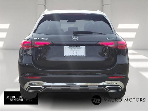 2026 Mercedes-Benz GLC 300 4MATIC