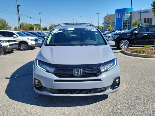Sonic Gray Pearl 2025 Honda Odyssey