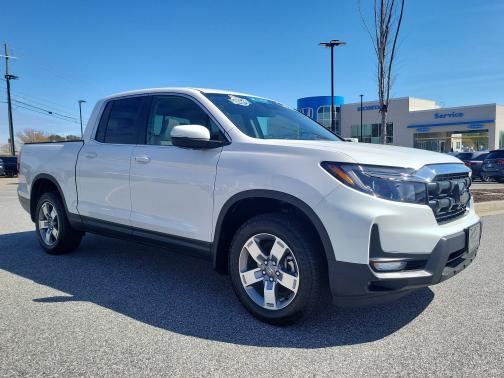 Platinum White Pearl 2025 Honda Ridgeline