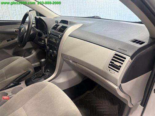 Classic Silver Metallic 2013 Toyota Corolla L