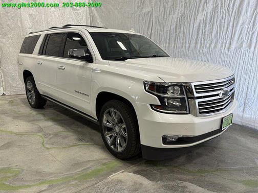 Iridescent Pearl Tricoat 2018 Chevrolet Suburban Premier
