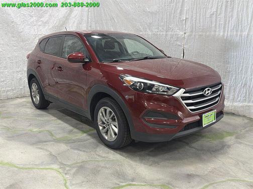 Gemstone Red 2018 Hyundai TUCSON SE