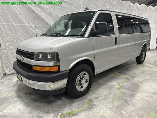 2017 Chevrolet Express 3500 LT