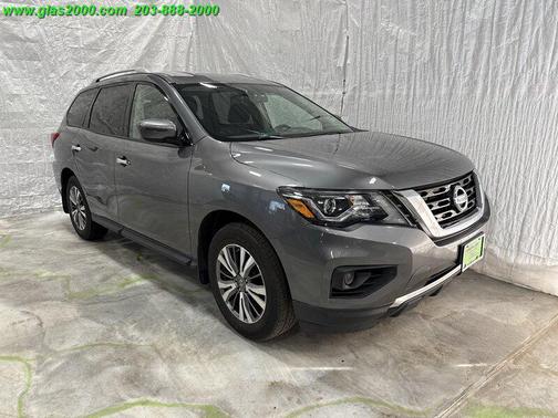 2019 Nissan Pathfinder S