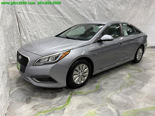 2016 Hyundai SONATA Hybrid SE