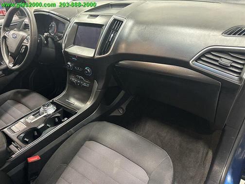 2020 Ford Edge SE
