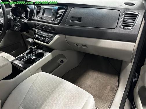2018 Kia Sedona L