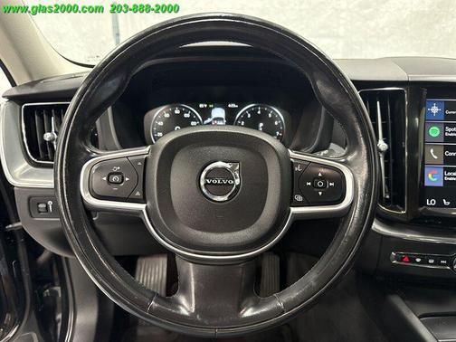 2018 Volvo XC60 T5 Momentum