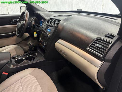 Oxford White 2018 Ford Explorer Base