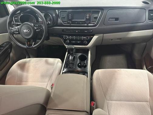 2018 Kia Sedona L
