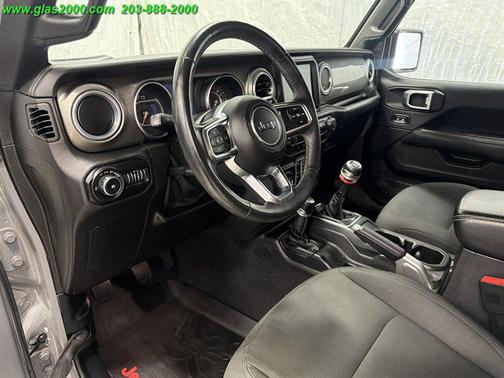 Sting-Gray Clearcoat 2018 Jeep Wrangler Unlimited Sahara