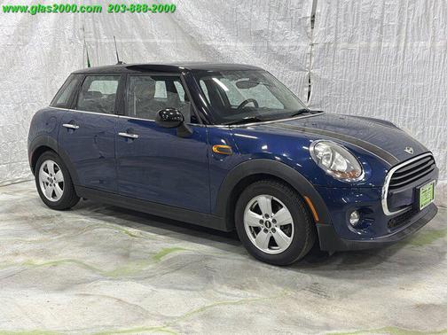 2016 MINI Hardtop Cooper