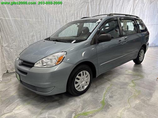 2005 Toyota Sienna CE