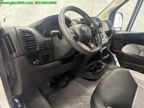 Bright White Clearcoat 2024 RAM ProMaster 2500 Tradesman