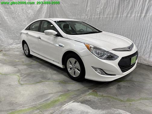 2015 Hyundai SONATA Hybrid Base