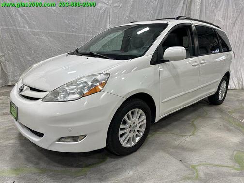 2009 Toyota Sienna XLE