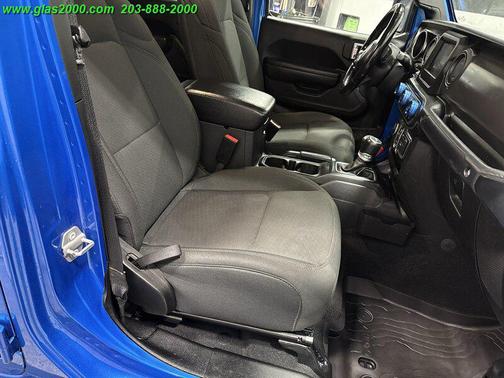 2022 Jeep Gladiator Sport S