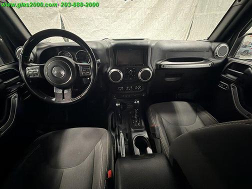 Granite Crystal Metallic Clear Coat 2018 Jeep Wrangler JK Unlimited Sahara