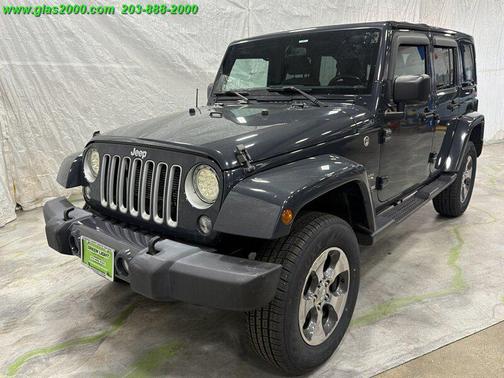 Granite Crystal Metallic Clear Coat 2018 Jeep Wrangler JK Unlimited Sahara