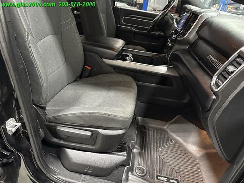 2021 RAM 2500 Big Horn Crew Cab 4x4 6'4' Box