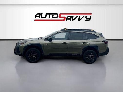 Autumn Green Metallic 2023 Subaru Outback Wilderness