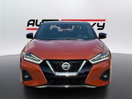 Sunset Drift Chromaflair 2022 Nissan Maxima SR Xtronic CVT