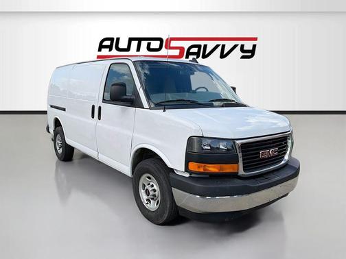 Summit White 2025 Chevrolet Express 2500 Work Van