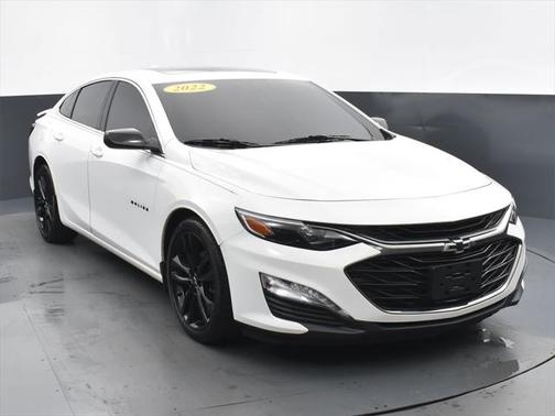 2022 Chevrolet Malibu FWD LT