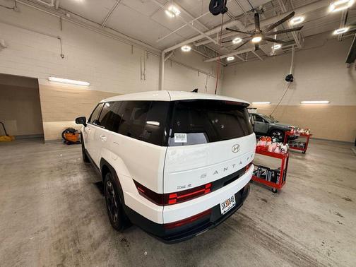 2025 Hyundai SANTA FE SE
