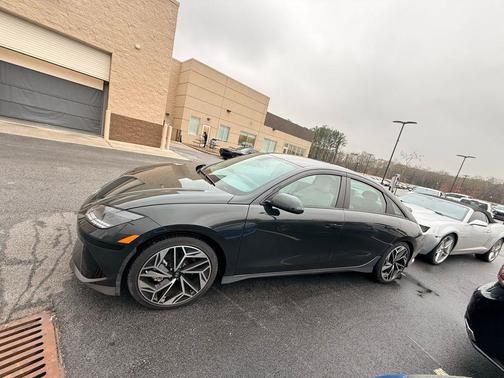 2023 Hyundai IONIQ 6 SEL