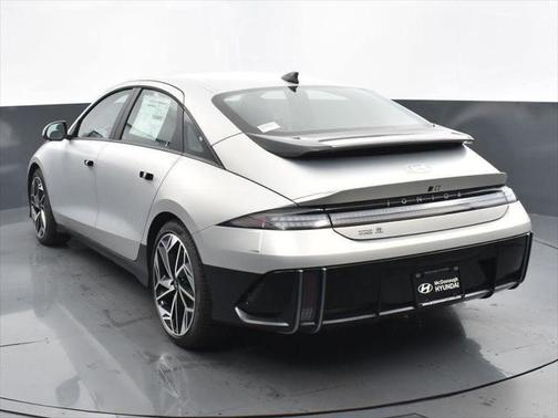 2025 Hyundai IONIQ 6 SE